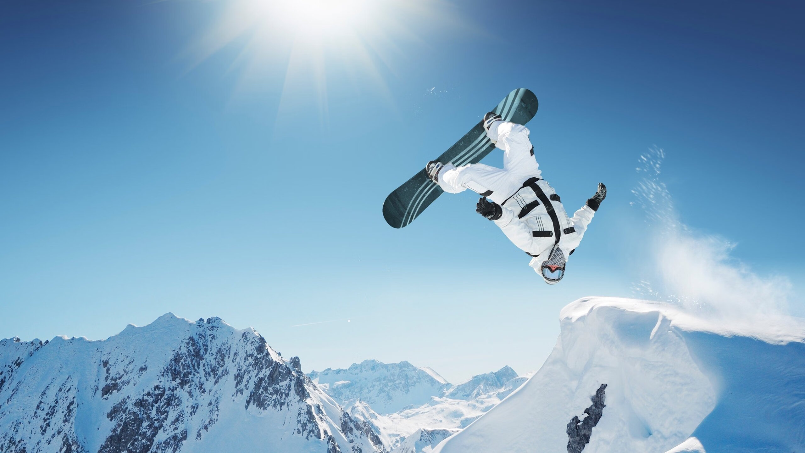 意甲阵地战：一波接一波的防守反击战术演练，意大利足球防守反击打法